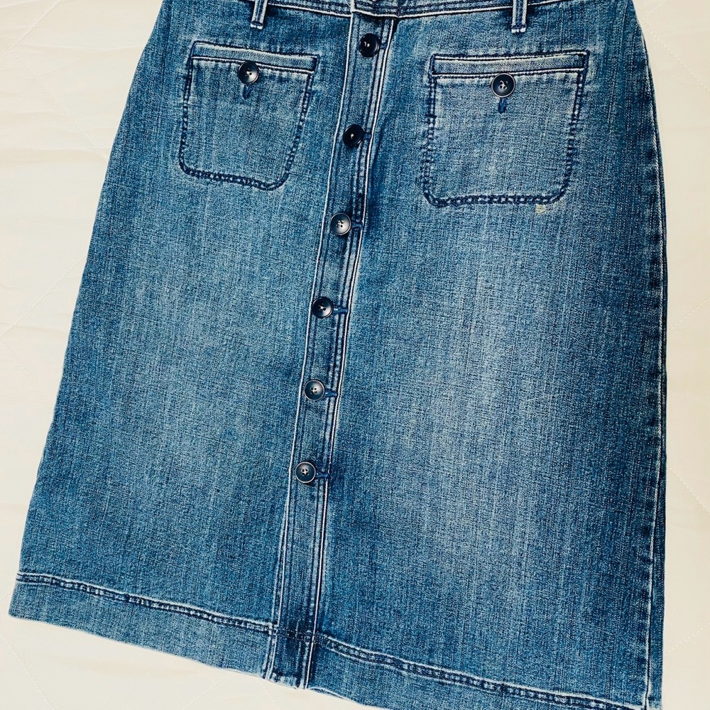 Talbots Denim Button-Front Skirt
Size 10